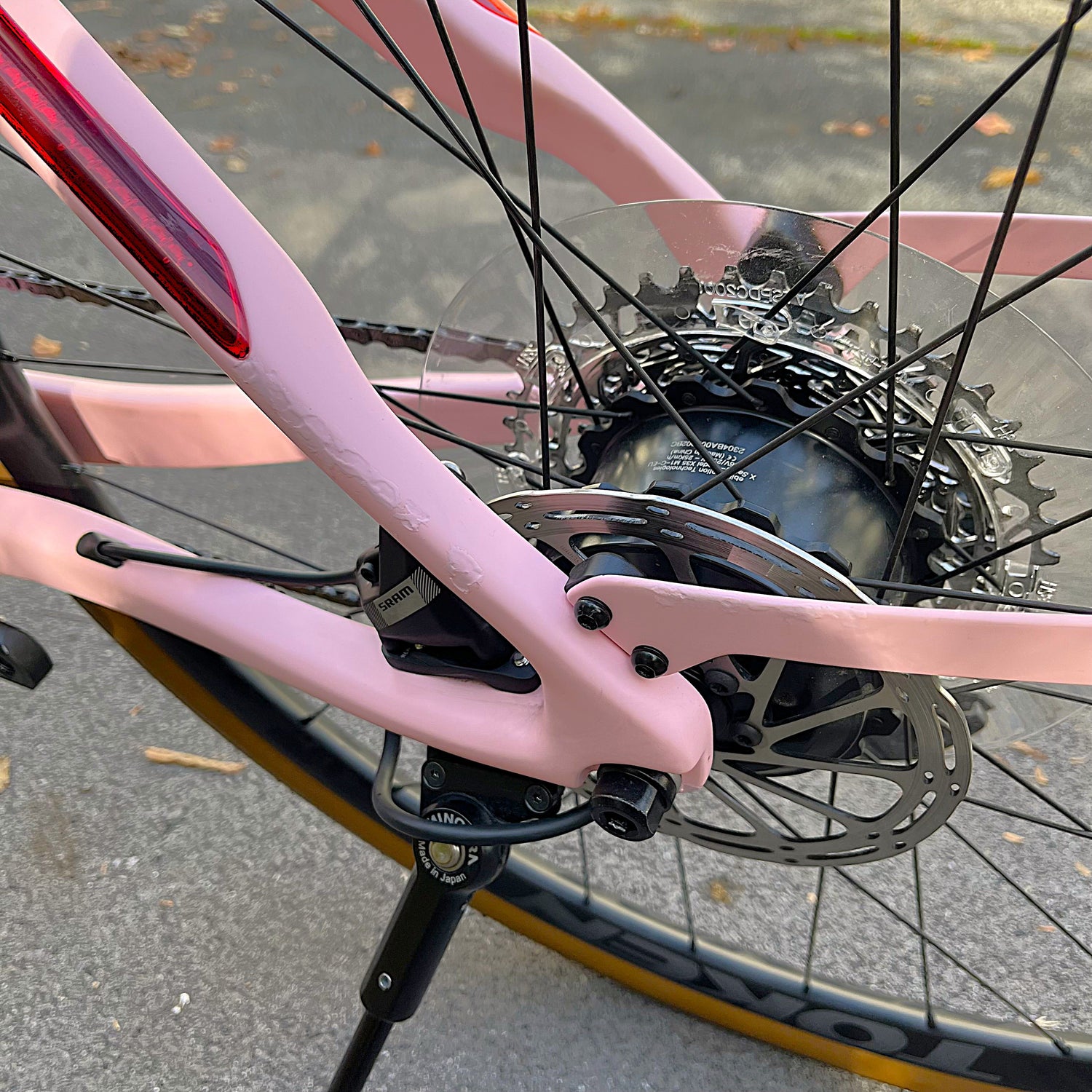 Demo - Medium Rosa Dutch with SRAM Electronic Shifting